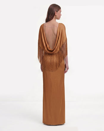 Robe longue en satin à cape et franges - Marron caramel