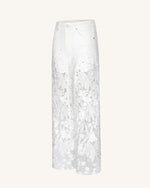 Jean en denim blanc taille haute à jambes larges, broderie, dentelle et strass