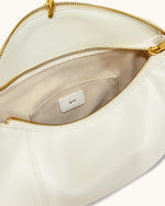 Sac bandoulière Jayla orné d’un pendentif en métal – Blanc