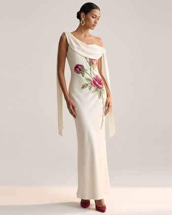 Robe longue drapée asymétrique avec broderies roses - Blanc pur