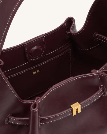 Maeve Sac Hobo souple avec breloque teckel - Bordeaux profond