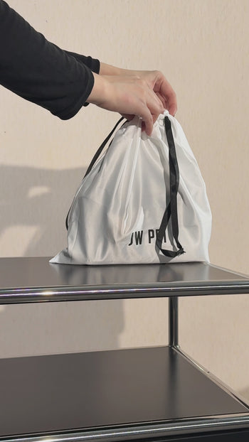 Sac à main avec anse supérieure en forme de boîte et cristal artificiel Cleo - Noir