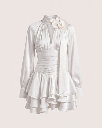 Robe courte à manches longues avec ornements en forme d'orchidée et ouverture goutte d'eau - Crème
