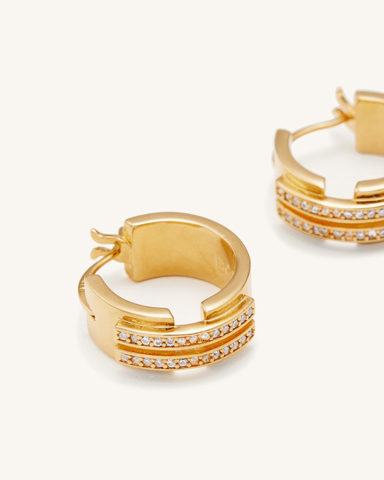 Boucles D'oreilles Créoles - Plaqué Or 18ct & Zircon Blanc