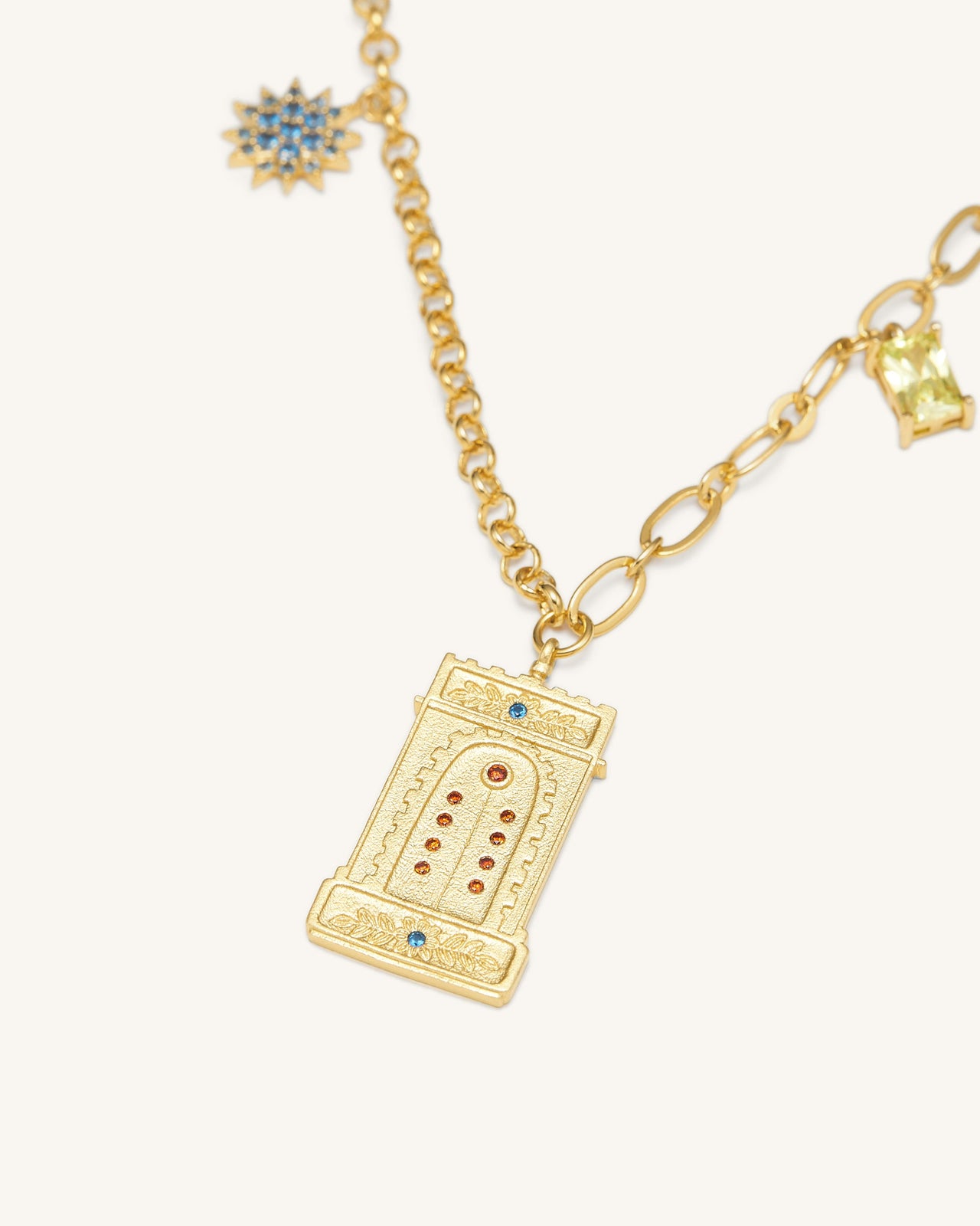 Collier avec Pendentif Arche Romaine - Plaqué Or 18ct & Zircon Multicolore